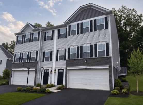 1237 Bedford Road, Unit 2083B North Huntingdon, PA 15642 - Photo 1 of 34