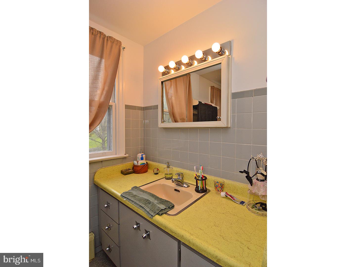 1567 Buchert Road Pottstown, PA 19464 - Photo 12 of 22 Gallery Image 12