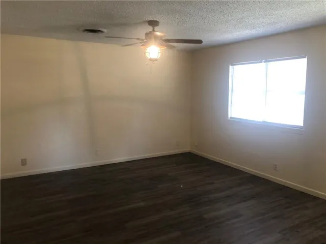 $1,395 | 502 Kennedy Street, Clyde, TX 79510