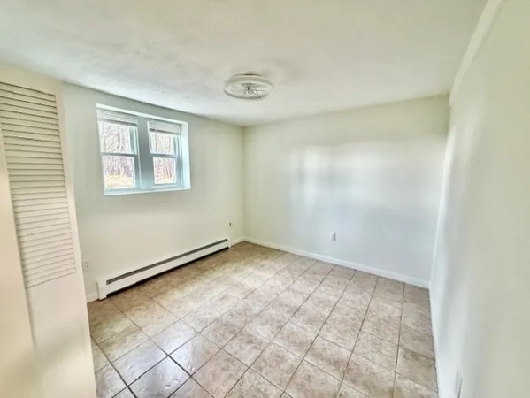 $1,850 | 900 Lexington Street, Unit B9, Waltham, MA 02452