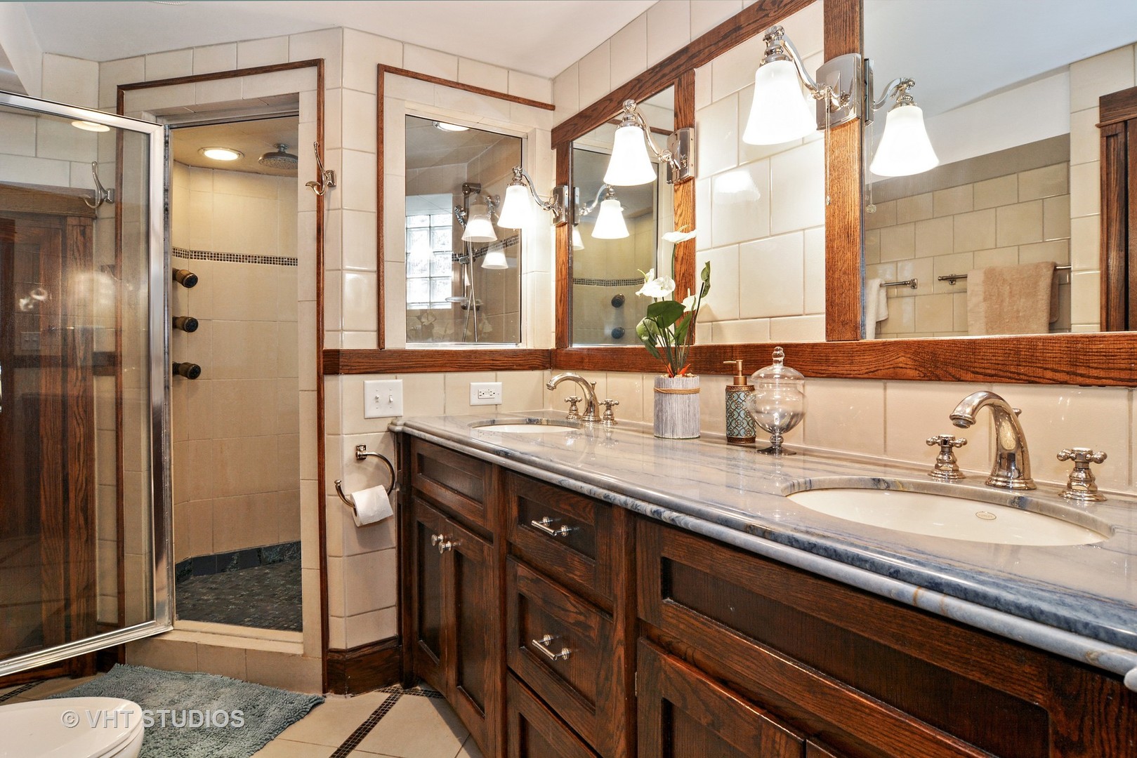 2452 North Racine Avenue, Unit 1N Chicago, IL 60614 - Photo 11 of 16