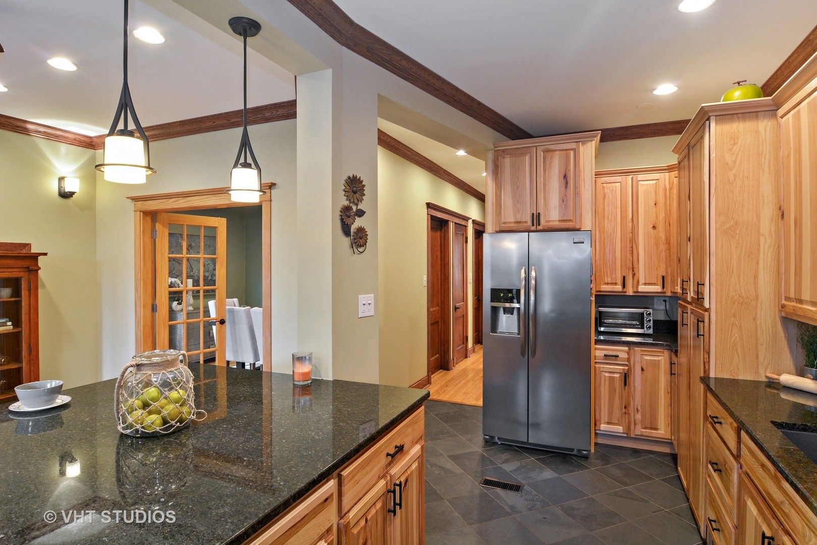 2452 North Racine Avenue, Unit 1N Chicago, IL 60614 - Photo 4 of 16