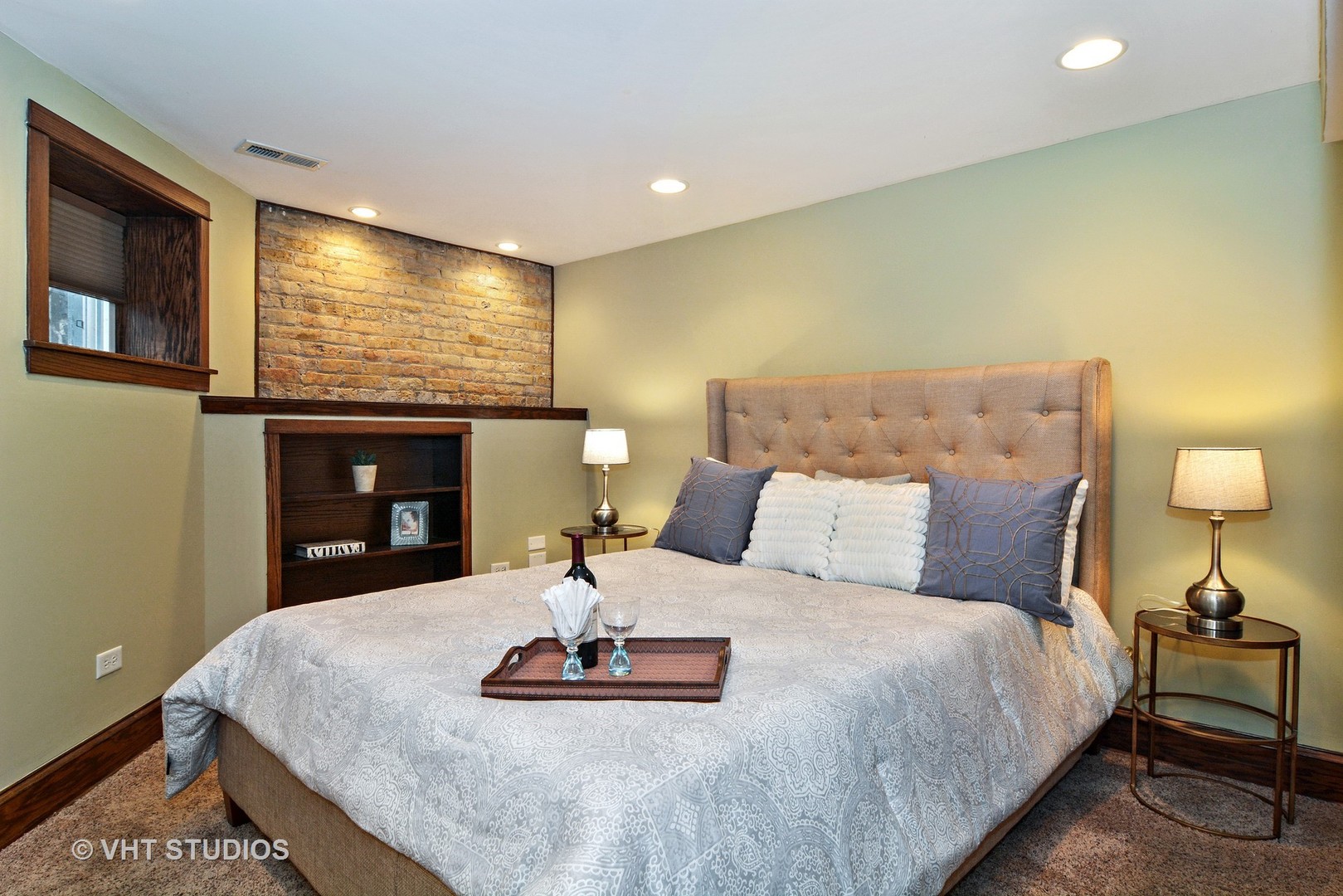 2452 North Racine Avenue, Unit 1N Chicago, IL 60614 - Photo 9 of 16