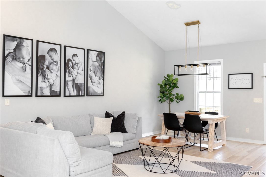 2406 Emanuel Church Road Powhatan, VA 23139 - Photo 12 of 50 a living room with furniture and a window