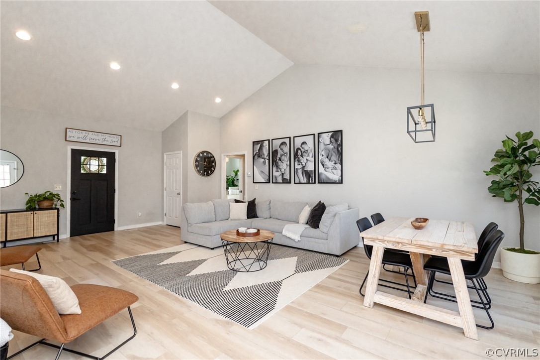 2406 Emanuel Church Road Powhatan, VA 23139 - Photo 6 of 50 a living room with furniture