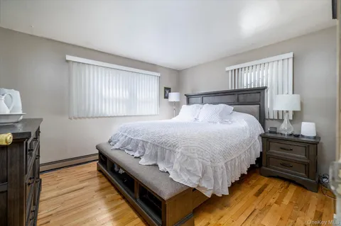 $579,000 | 33 Lukens Avenue, Brentwood, NY 11717