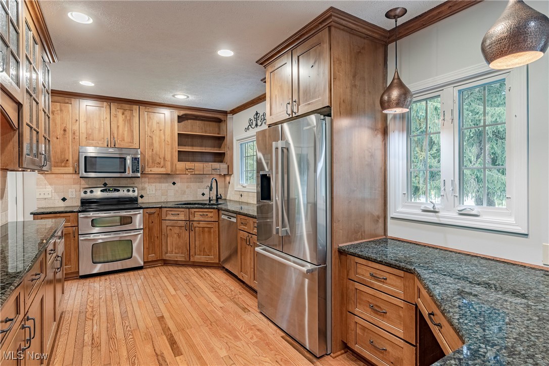 2471 Brice Road Akron, OH 44313 - Photo 4 of 43 Gallery Image 4