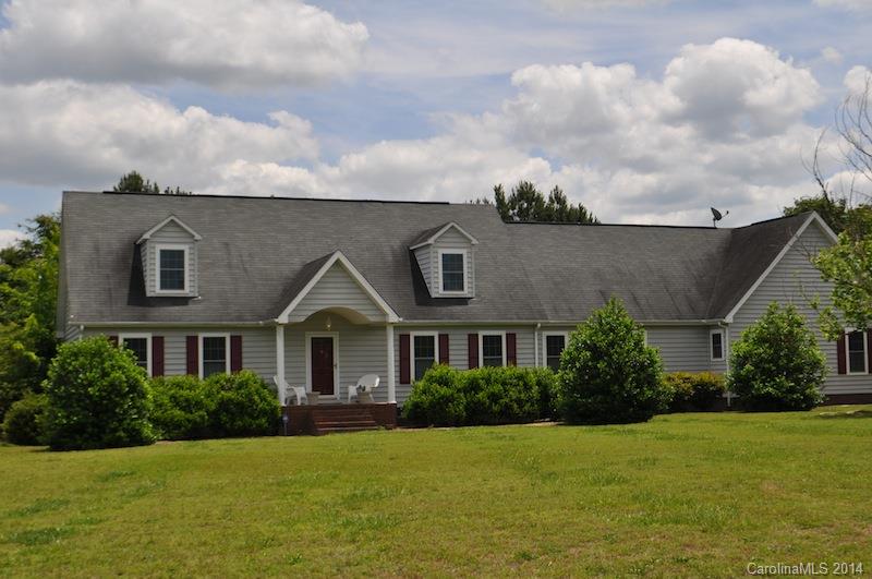 250 Farris Road Clover, SC 29710 - Photo 1 of 24 Gallery Image 1