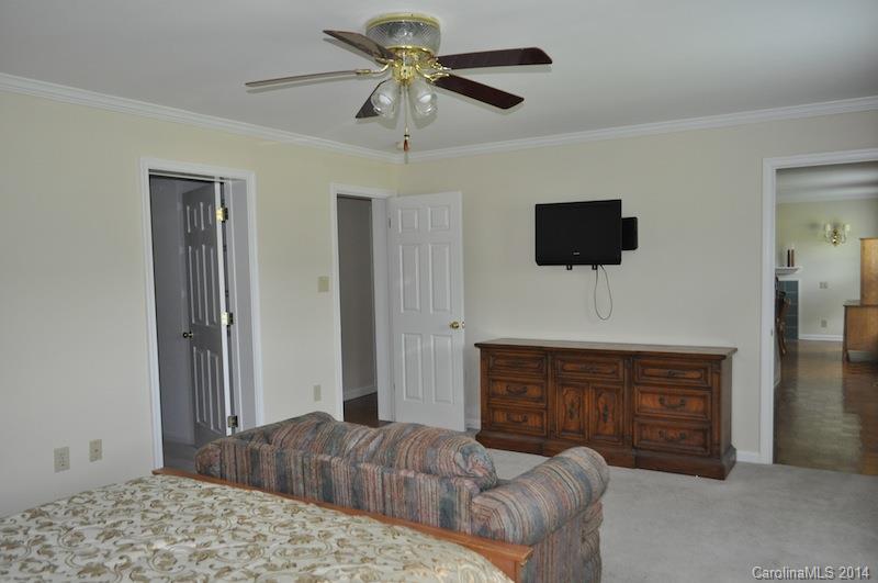 250 Farris Road Clover, SC 29710 - Photo 14 of 24 Gallery Image 14