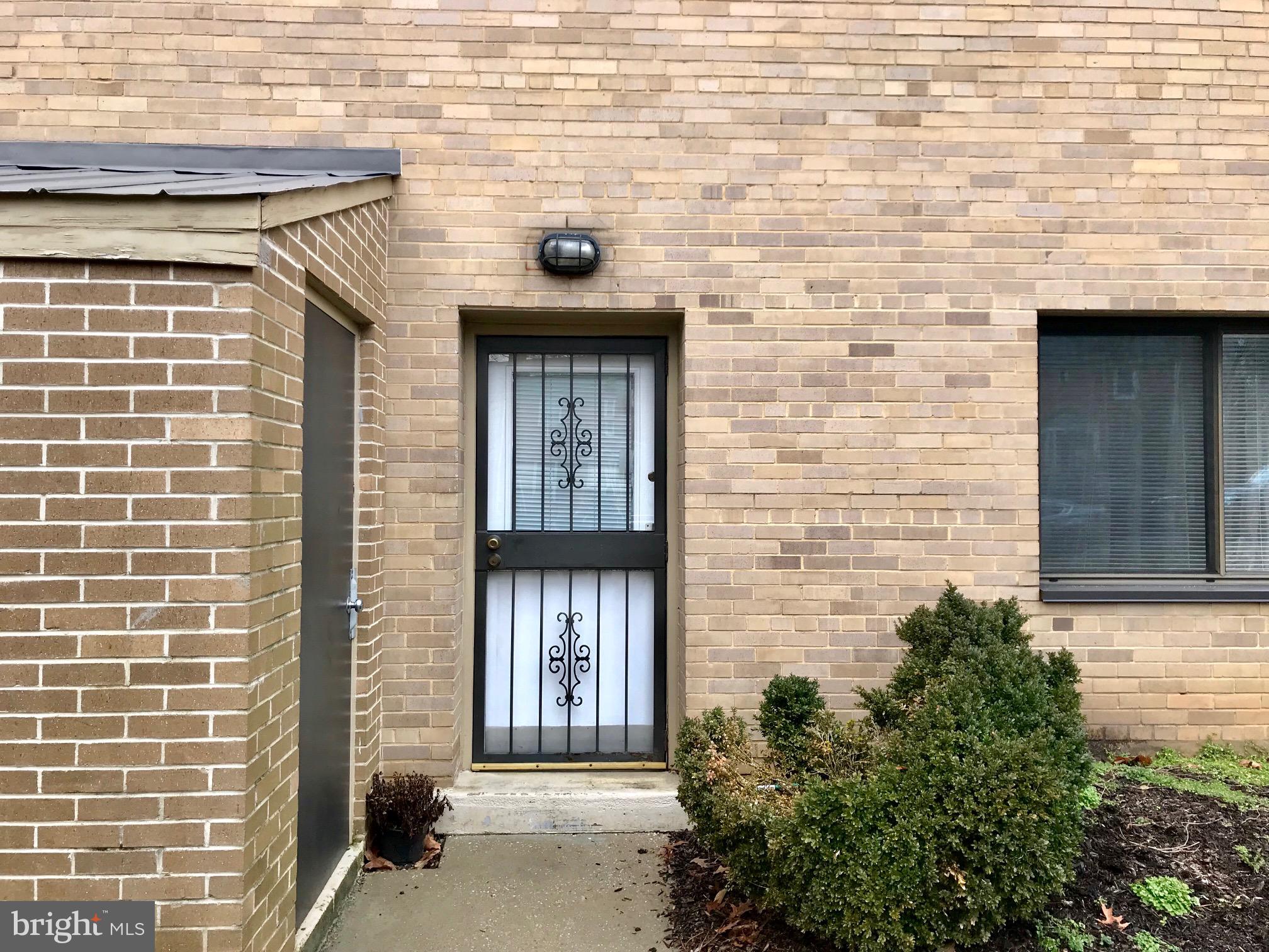 8601 Manchester Road, Unit 105 Silver Spring, MD 20901 - Photo 2 of 10 Separate Entrance
