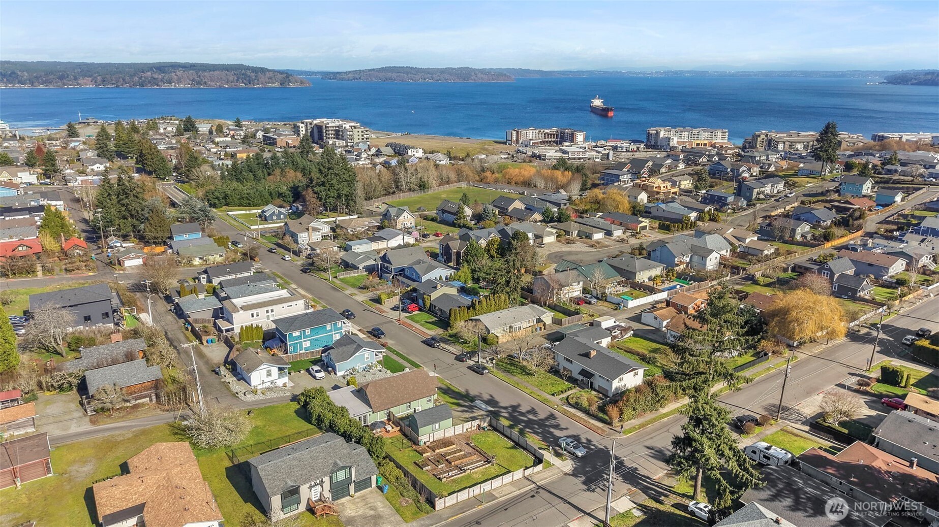 4908 North Winnifred Street Ruston, WA 98407 - Photo 4 of 40