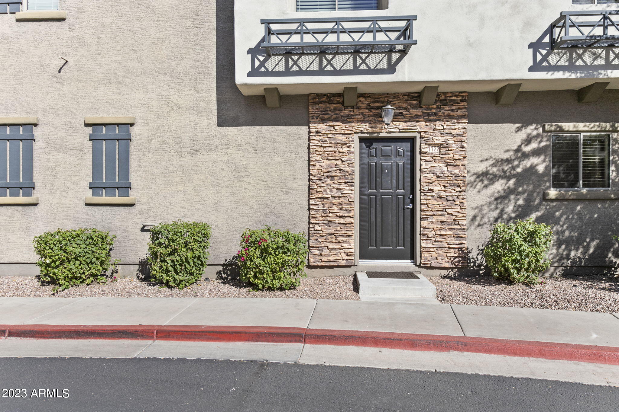 2150 East Bell Road, Unit 1122 Phoenix, AZ 85022 - Photo 3 of 34 3-web-or-mls-2150-e-bell-rd-unit-1122