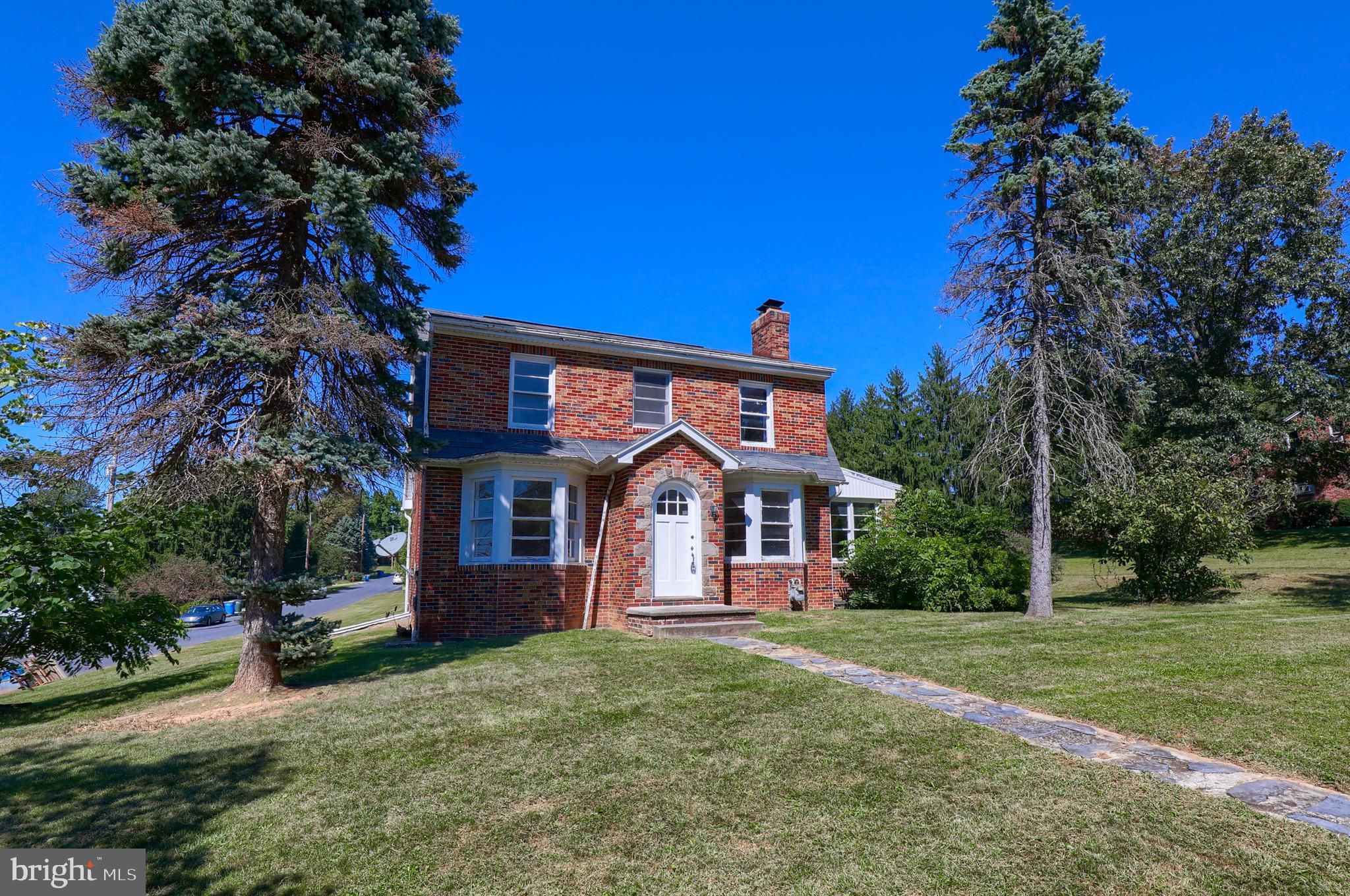 613 Paradise Road York, PA 17406 - Photo 1 of 38 Gallery Image 1