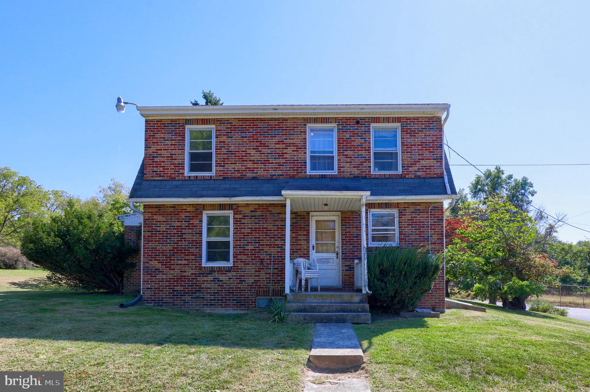 613 Paradise Road York, PA 17406 - Photo 3 of 38 Gallery Image 3