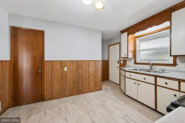 $345,000 | 1846 7th Street, White Bear Lake, MN 55110