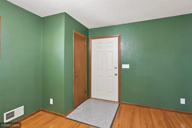 $345,000 | 1846 7th Street, White Bear Lake, MN 55110