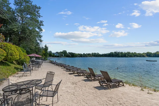 $799,000 | 281 Victorian Village Drive, Unit 31, Elkhart Lake, WI 53020