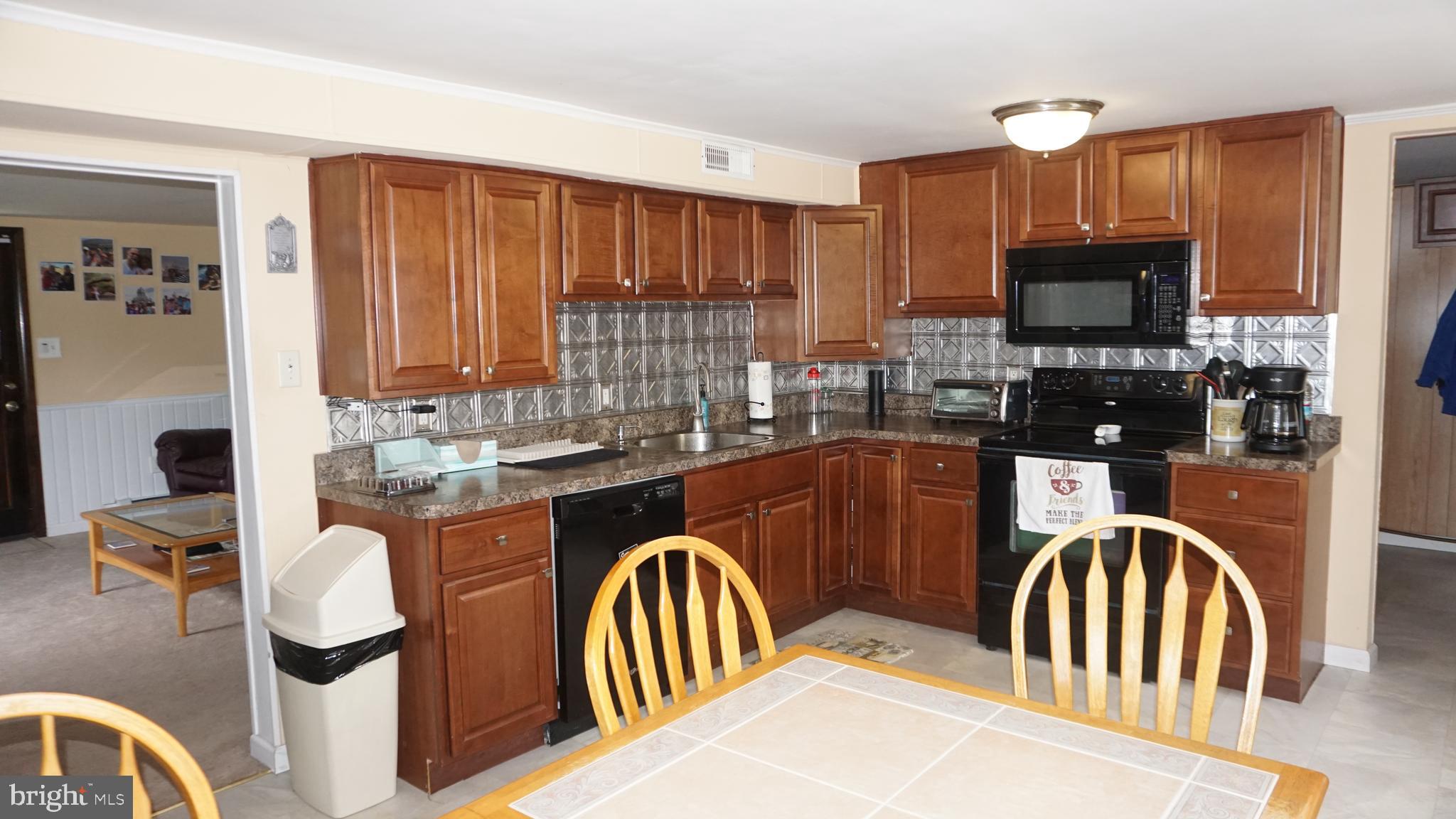 1289 West County Line Road Warminster, PA 18974 - Photo 8 of 21