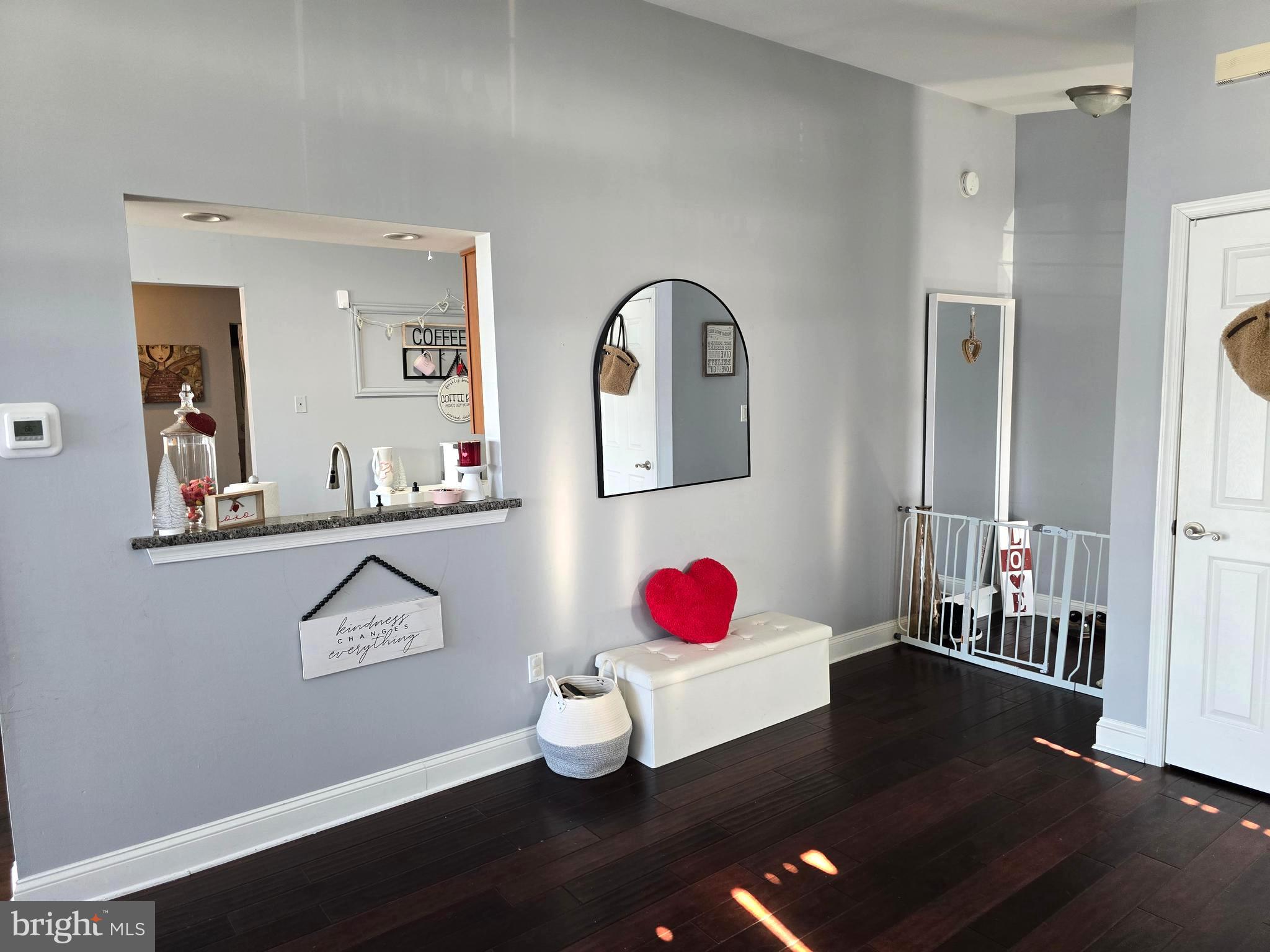 216 Pratt Court Sewell, NJ 08080 - Photo 4 of 15