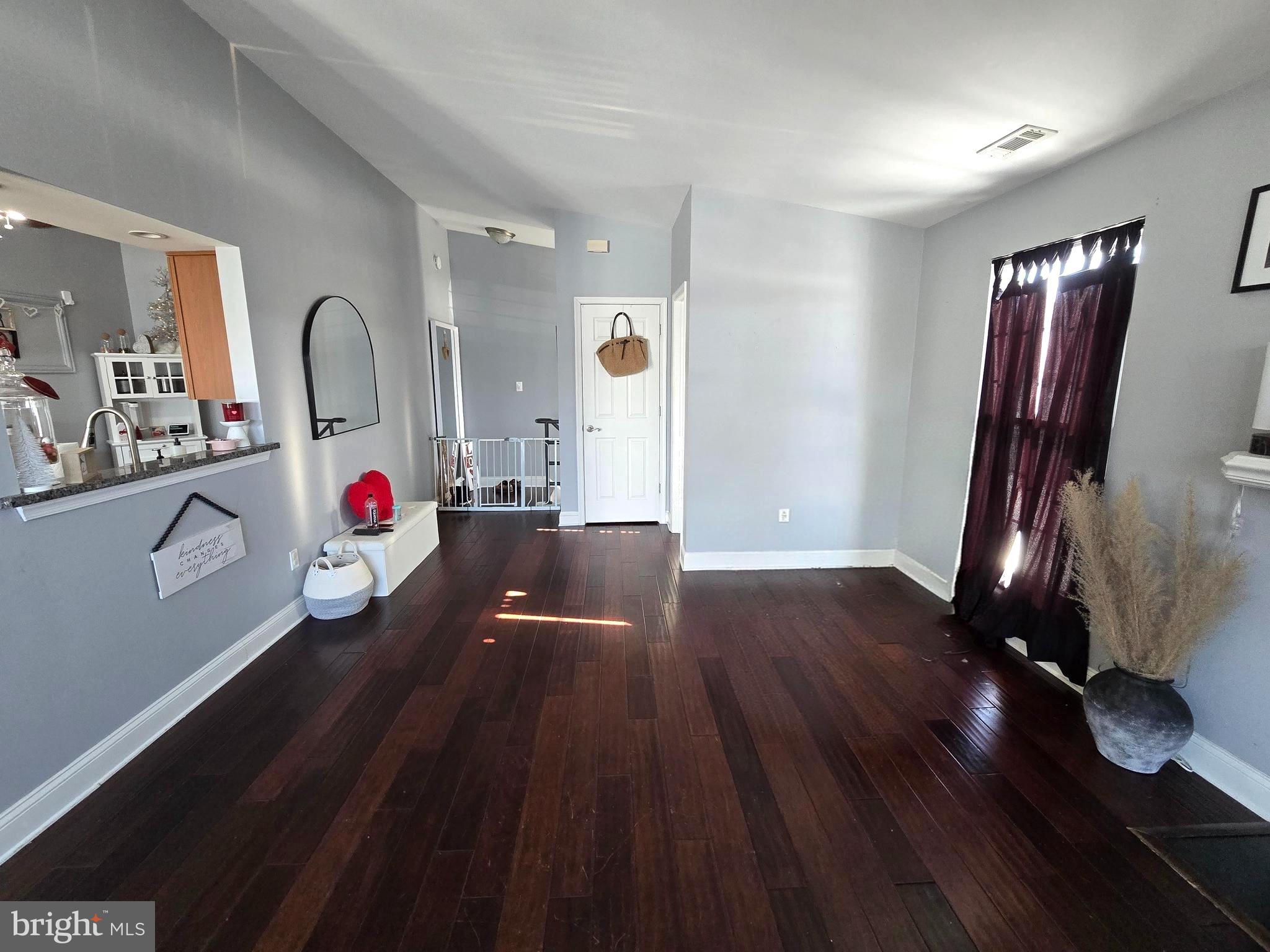 216 Pratt Court Sewell, NJ 08080 - Photo 6 of 15