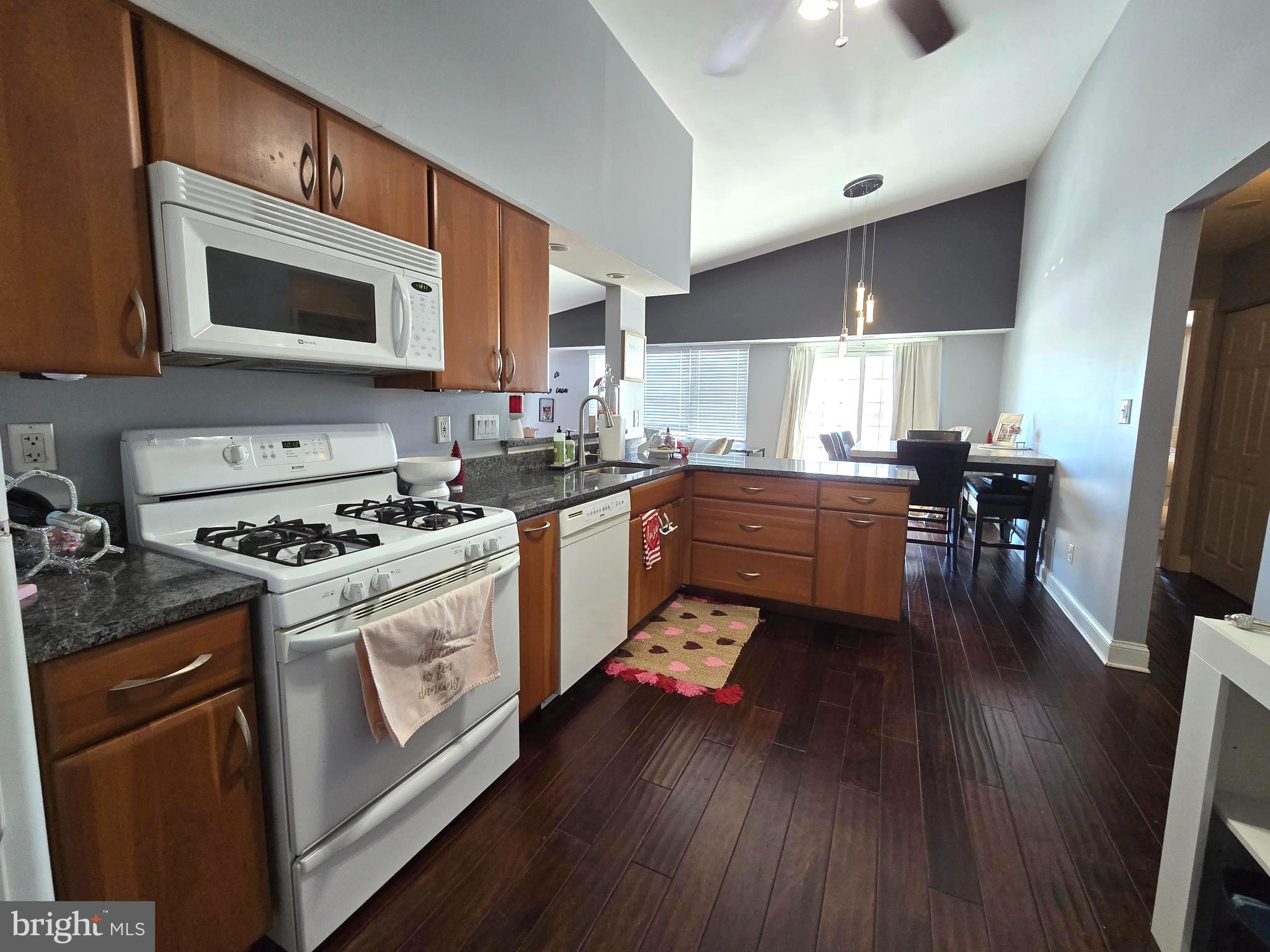 216 Pratt Court Sewell, NJ 08080 - Photo 9 of 15