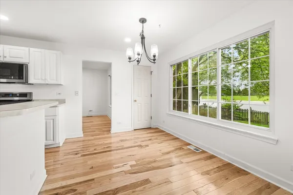 $585,000 | 3464 Interlochen Lane, Naperville, IL 60564