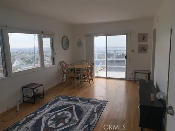 $1,800 | 740 West 33rd Street, San Pedro, CA 90731