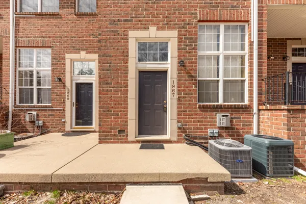 $300,000 | 1867 Lindsay Lane, Ann Arbor, MI 48104