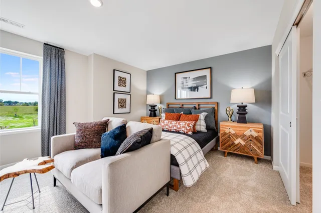 $369,900 | 632 Cassia Court, Crystal Lake, IL 60012