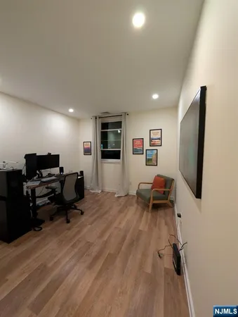 $2,600 | 124 East Main Street, Unit 211, Denville, NJ 07834