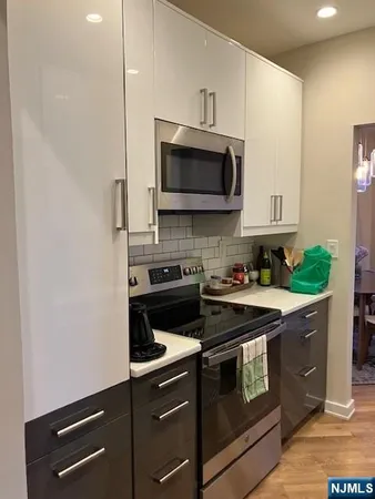 $2,600 | 124 East Main Street, Unit 211, Denville, NJ 07834