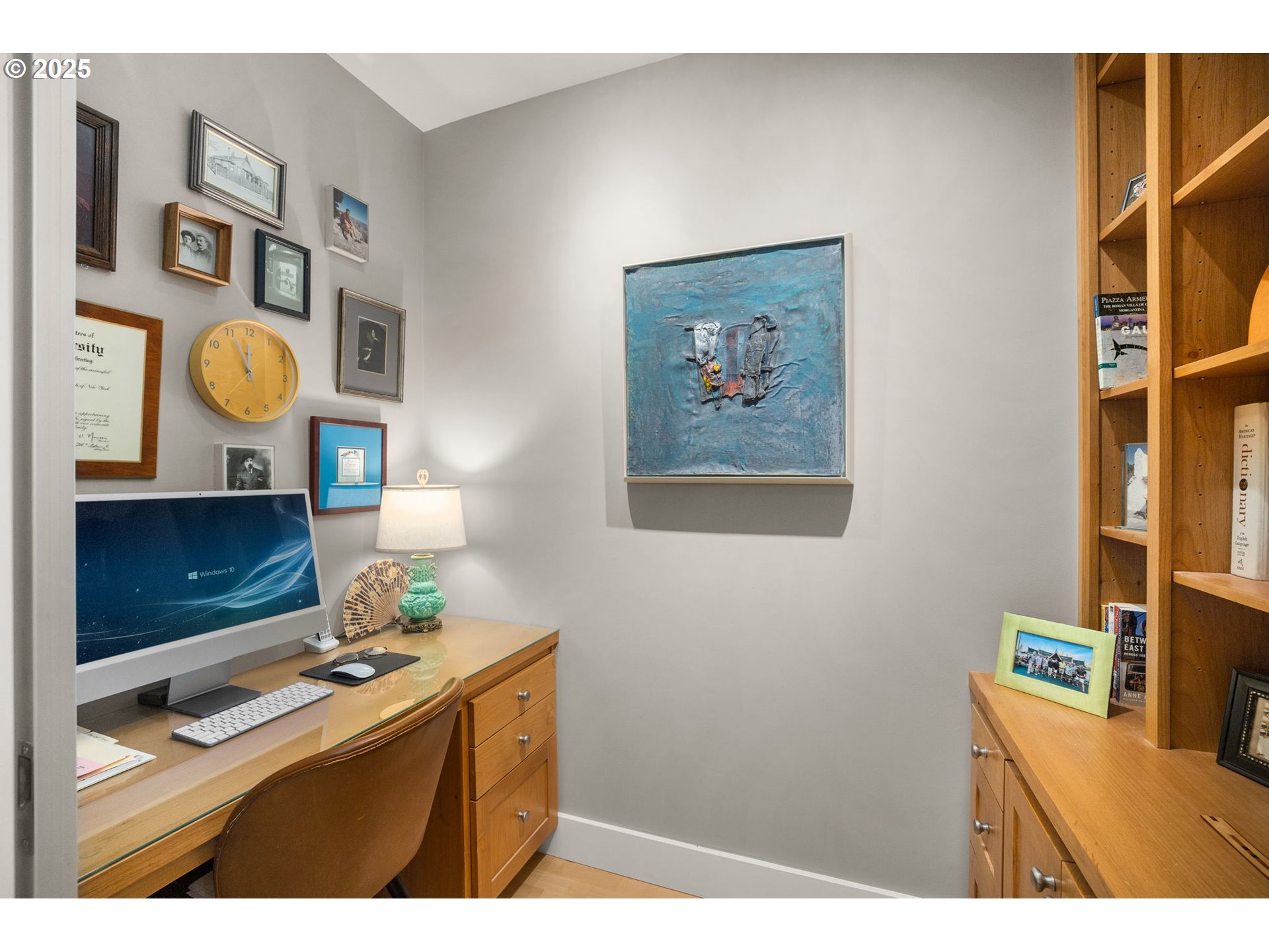 780 Northwest Westover Square, Unit 3 Portland, OR 97210 - Photo 11 of 35 Den/Office