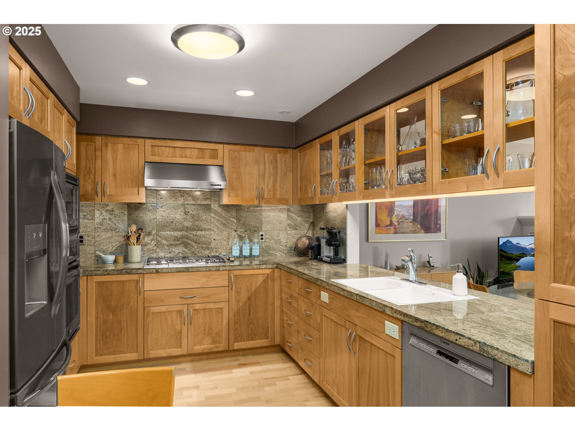 780 Northwest Westover Square, Unit 3 Portland, OR 97210 - Photo 14 of 35 Kitchen