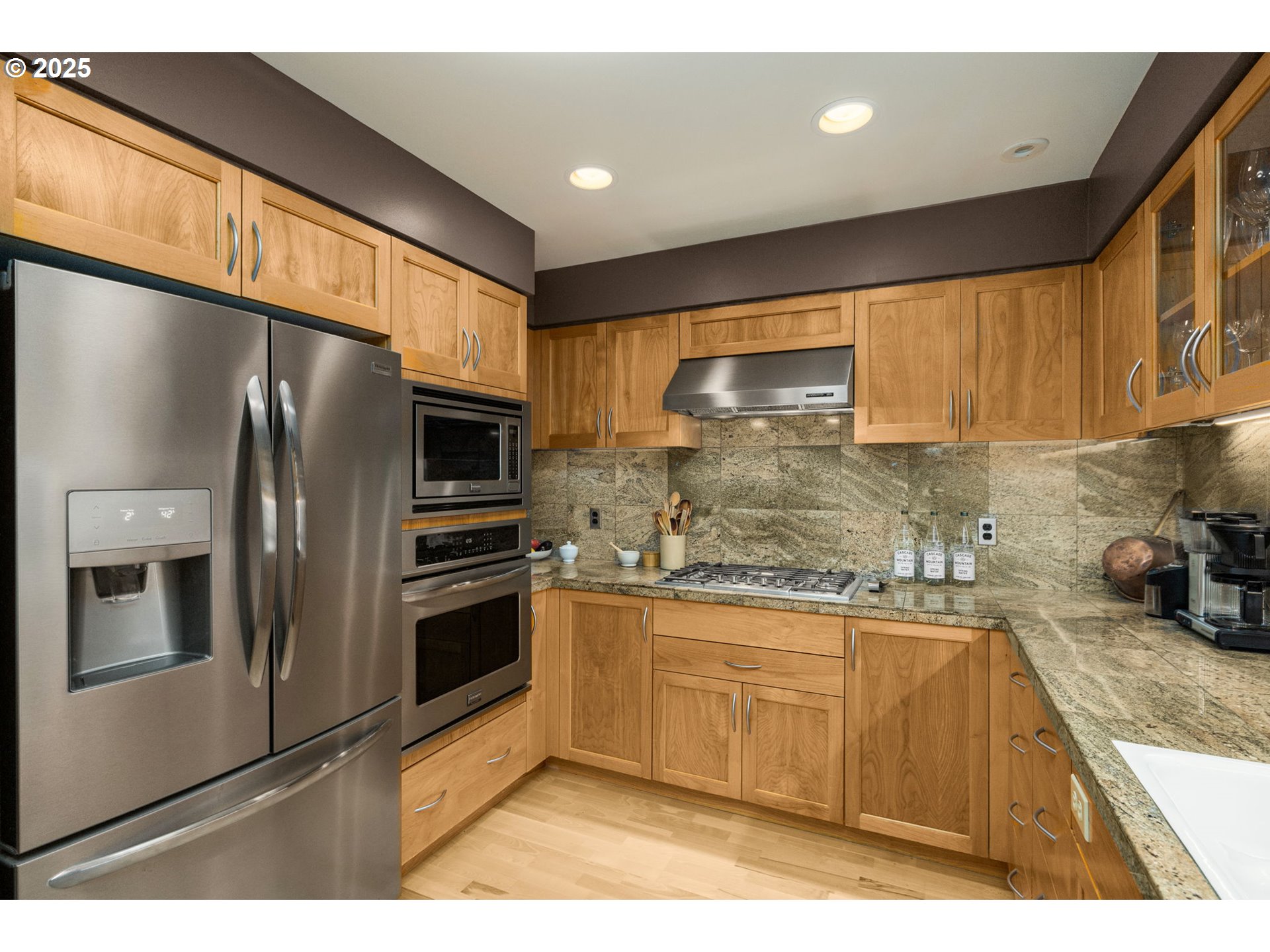 780 Northwest Westover Square, Unit 3 Portland, OR 97210 - Photo 15 of 35 Kitchen