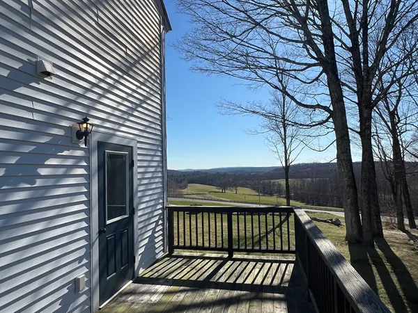 $2,500 | 51 Moore Road, Unit 1, New Braintree, MA 01531