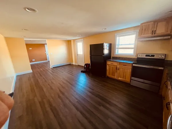 $2,500 | 51 Moore Road, Unit 1, New Braintree, MA 01531