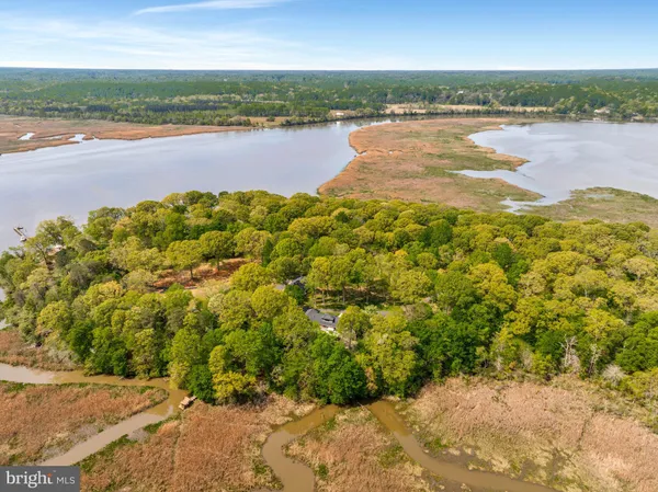 $1,750,000 | 7785 Swan Lane, Owings, MD 20736