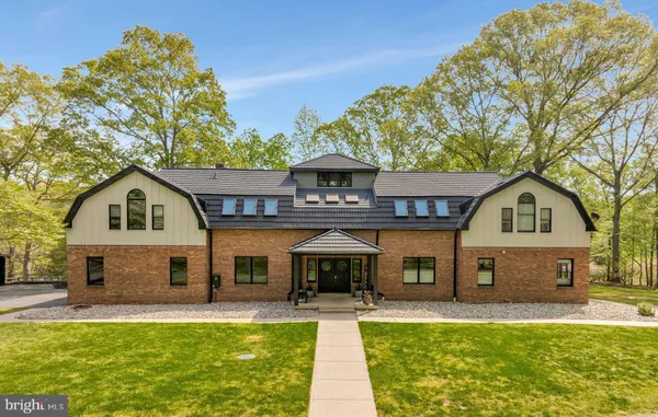 $1,750,000 | 7785 Swan Lane, Owings, MD 20736