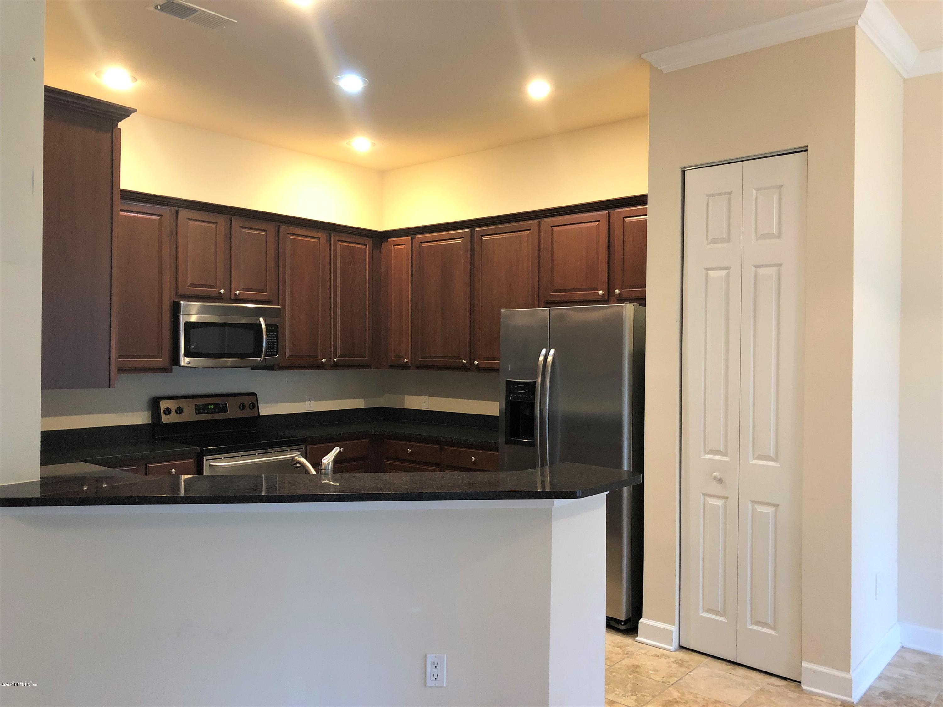 2020 Pond Ridge Court, Unit 902 Fleming Island, FL 32003 - Photo 8 of 30 Kitchen