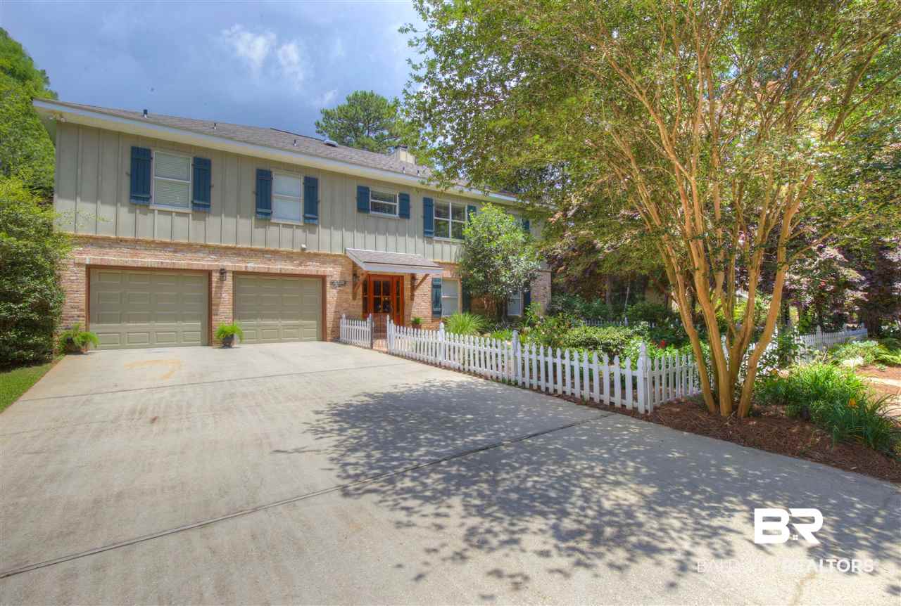12495 A Myrtle Street Fairhope, AL 36532 - Photo 3 of 43
