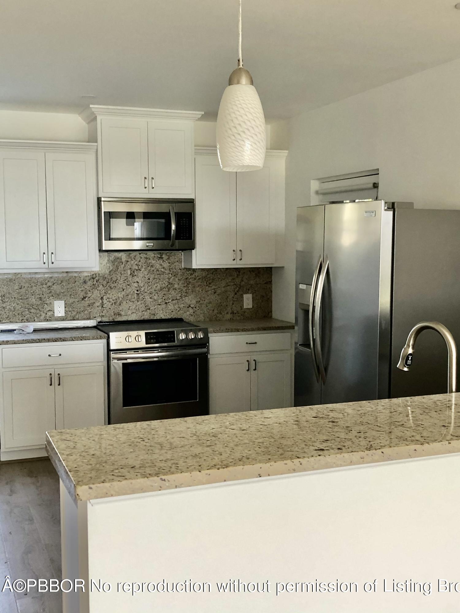 2160 Ibis Isle Road, Unit 4 Palm Beach, FL 33480 - Photo 2 of 8 IMG_7455