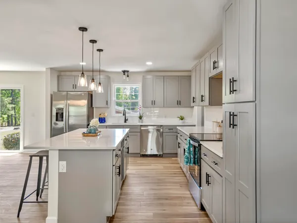 $305,000 | 114 Azalea Drive, St. Matthews, SC 29135