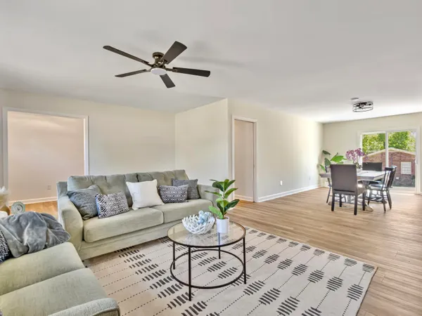 $305,000 | 114 Azalea Drive, St. Matthews, SC 29135