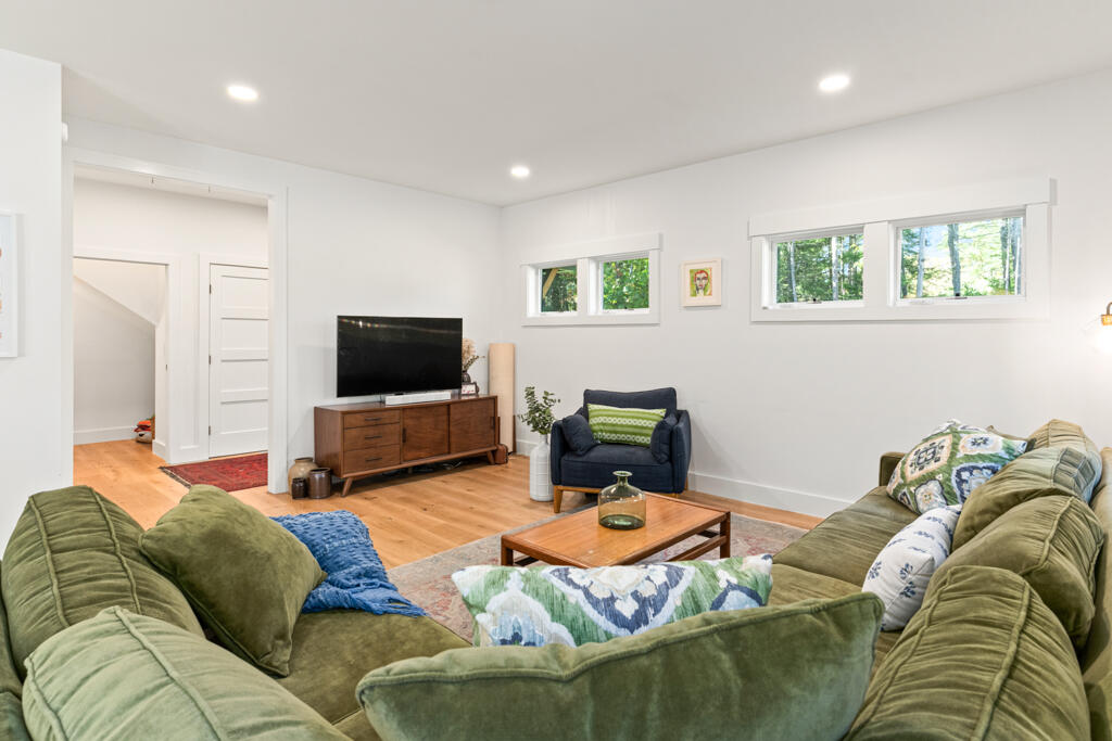 144 Moody Road Brunswick, ME 04011 - Photo 16 of 48 DSC01178