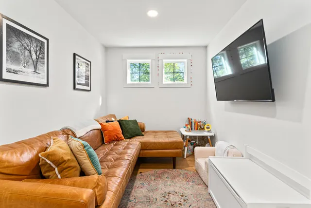 $824,500 | 144 Moody Road, Brunswick, ME 04011