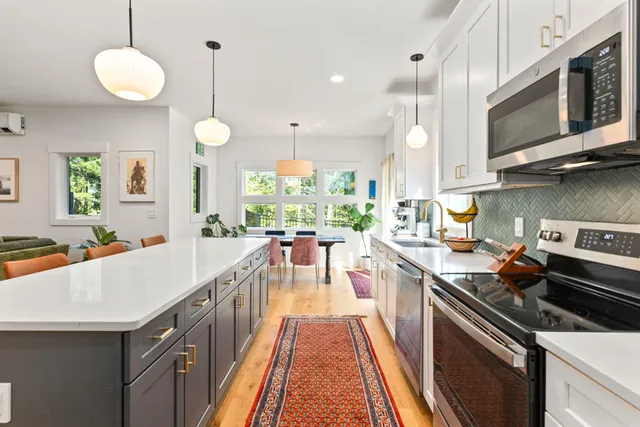 $799,000 | 144 Moody Road, Brunswick, ME 04011