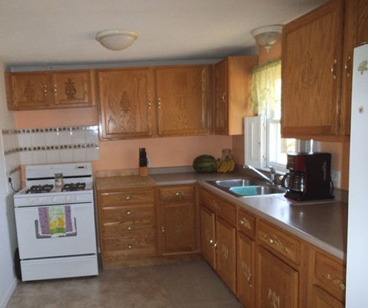 46 Willowbrook Drive Springfield, MA 01129 - Photo 7 of 21 Gallery Image 7