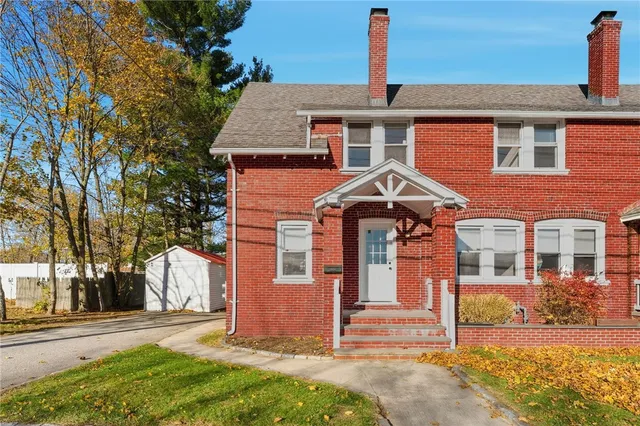 $2,600 | 63 North Broadway, East Providence, RI 02916