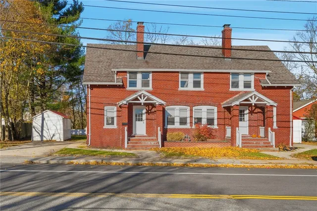 $2,600 | 63 North Broadway, East Providence, RI 02916