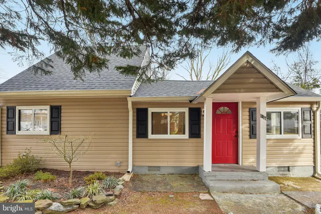 $325,000 | 1817 Centre Street, Arbutus, MD 21227